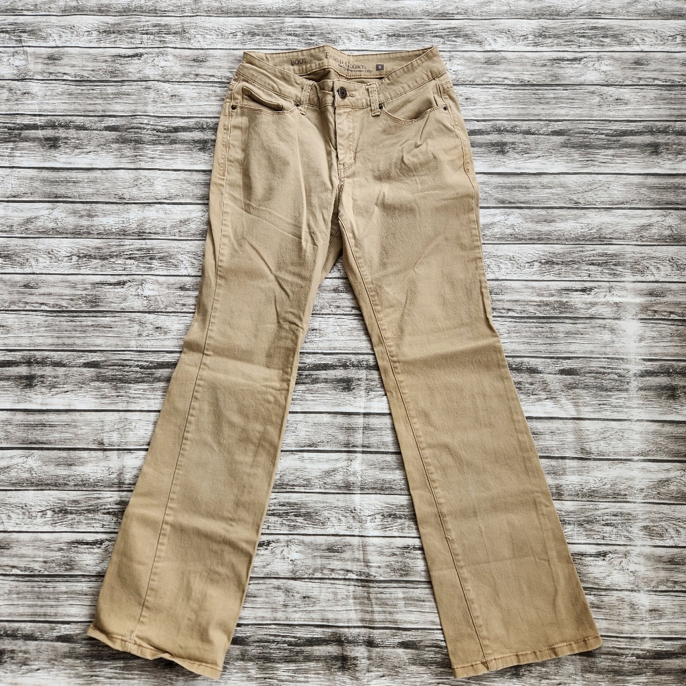 Faded glory boot cut khakis